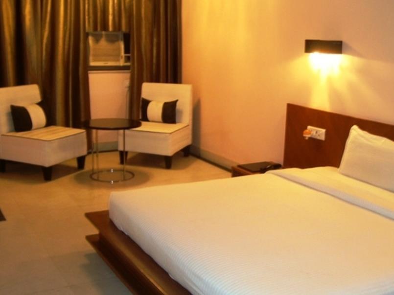 Chanson Grand Westend Delhi  Exterior foto