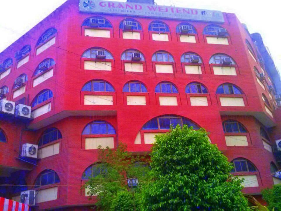 Chanson Grand Westend Delhi  Exterior foto
