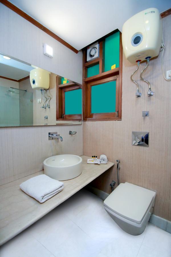 Chanson Grand Westend Delhi  Exterior foto